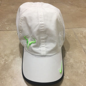 bull cap nike